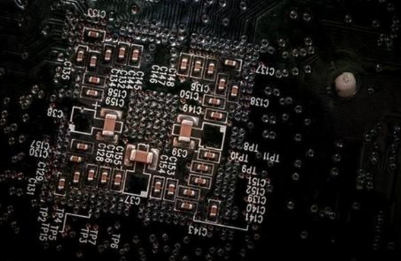 一文縷清短路保護(hù)、過(guò)載保護(hù)、零壓保護(hù)究竟有何不同？